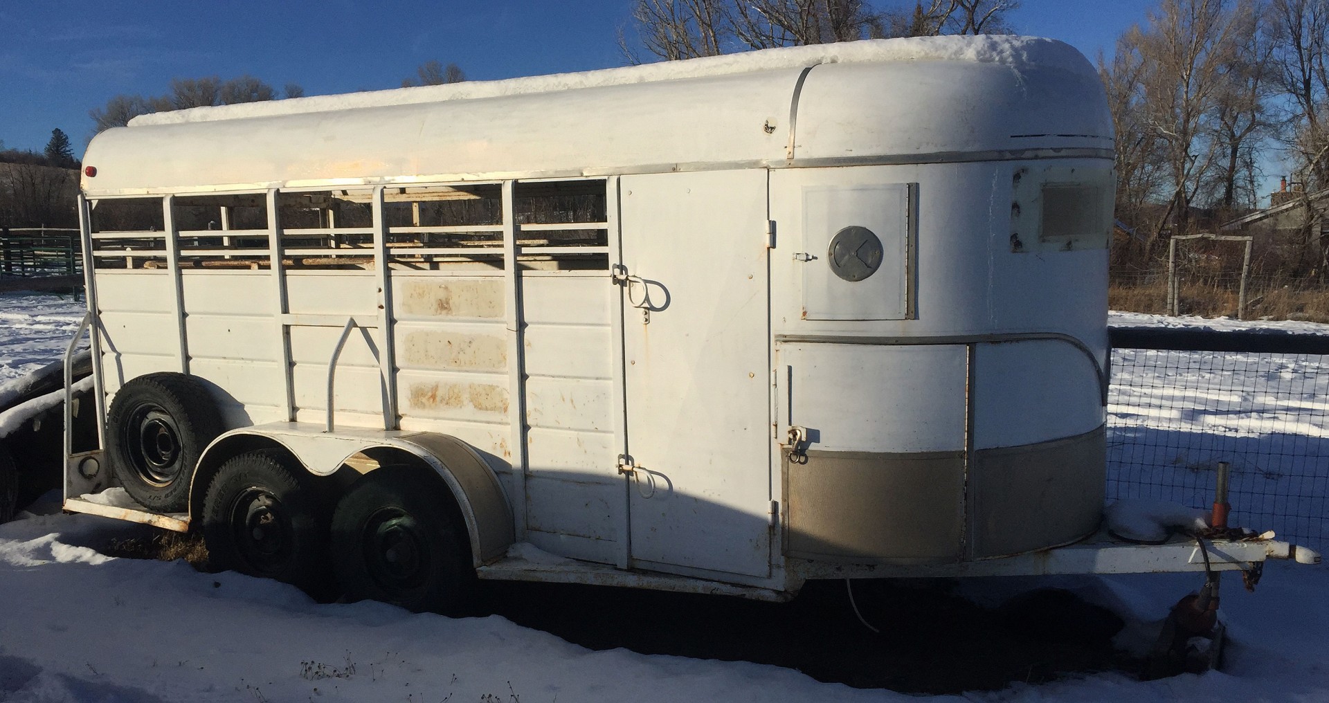 Used WW Horse trailers for sale