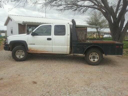 2005 4x4 Chevy 3/4 Ton