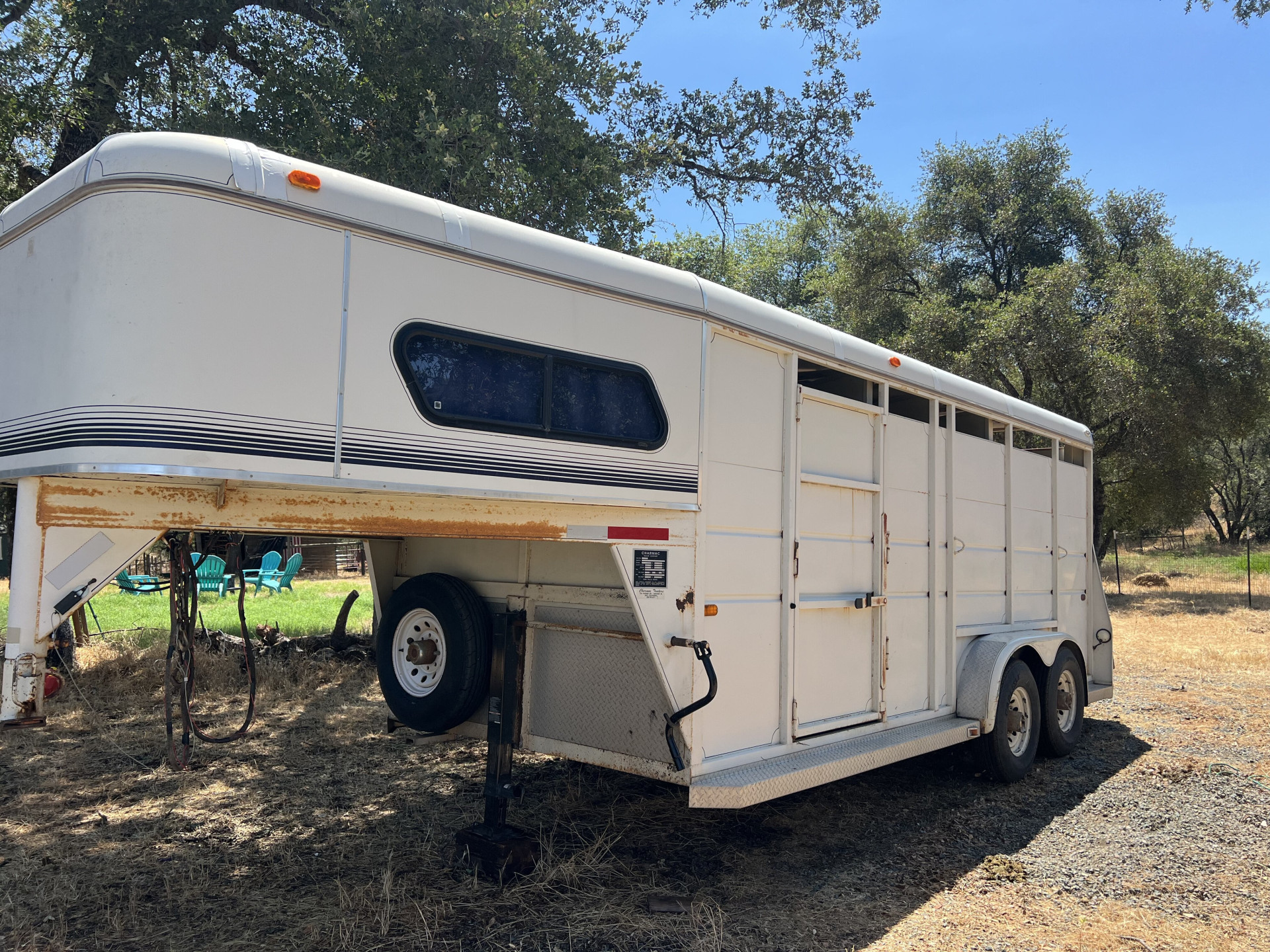 1998 Charmac horse trailer