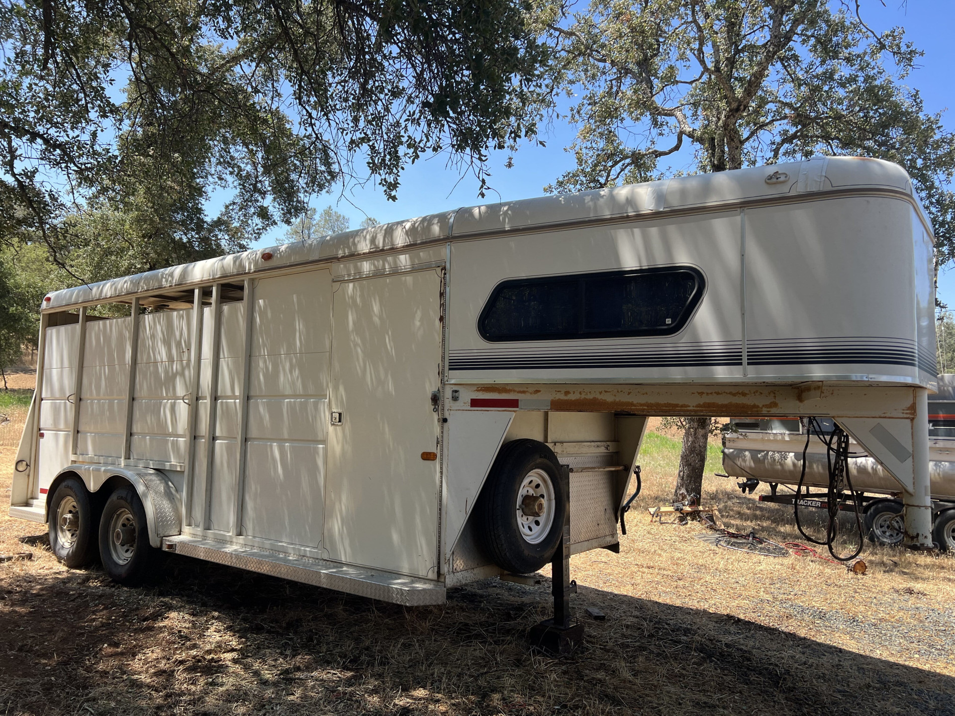 1998 Charmac horse trailer