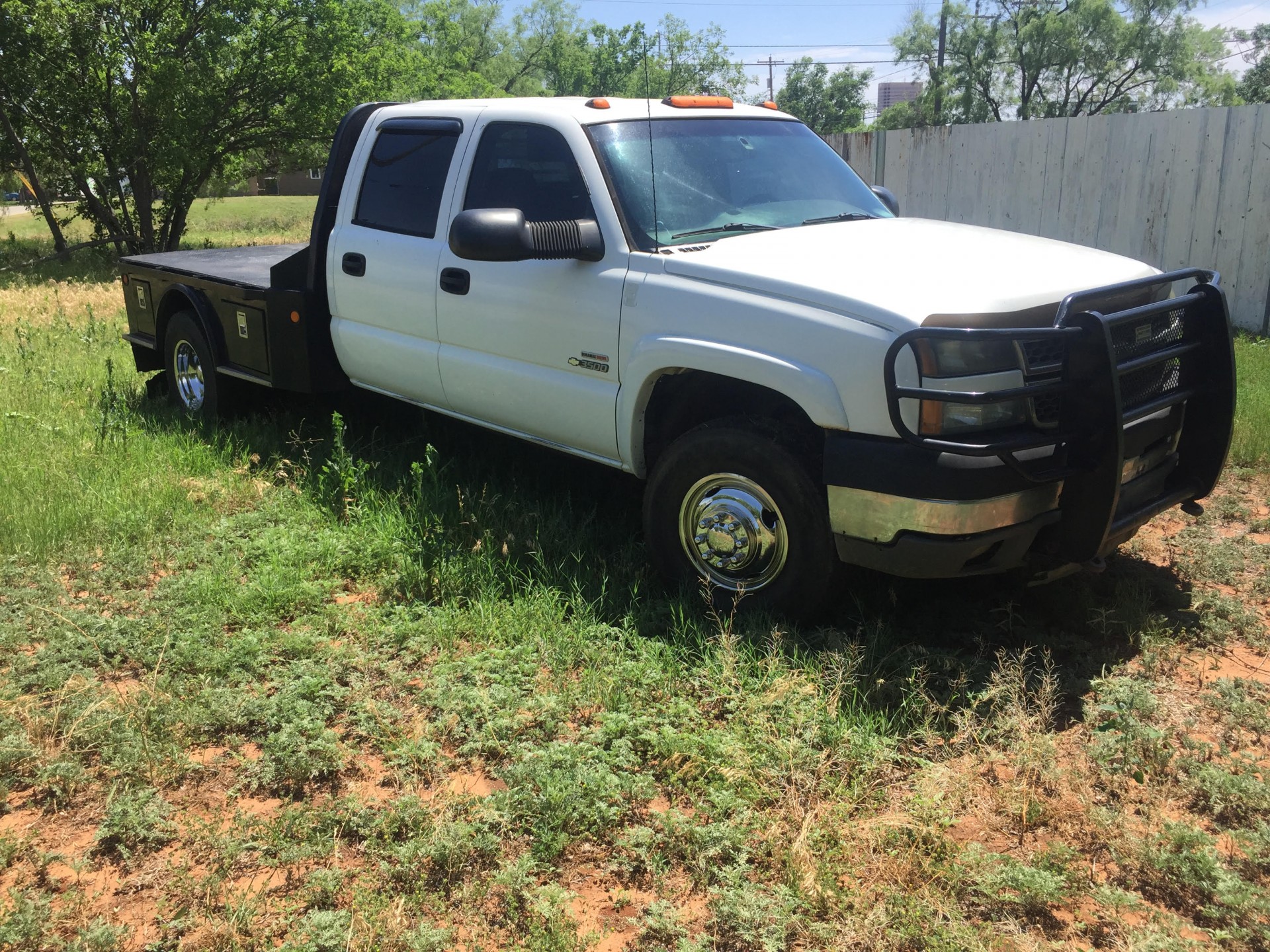 2005 Chevy 3500 4x4 Duramax Diesel crew cab