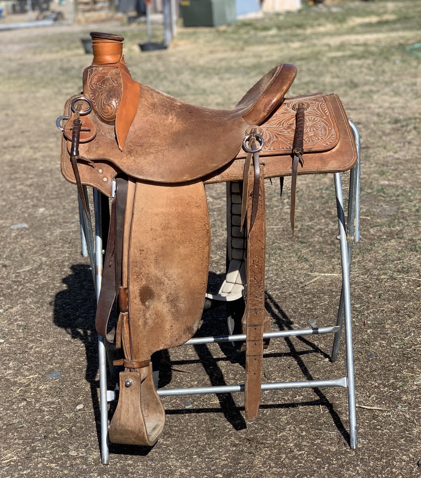 15 inch JD Folsom Roping Saddle