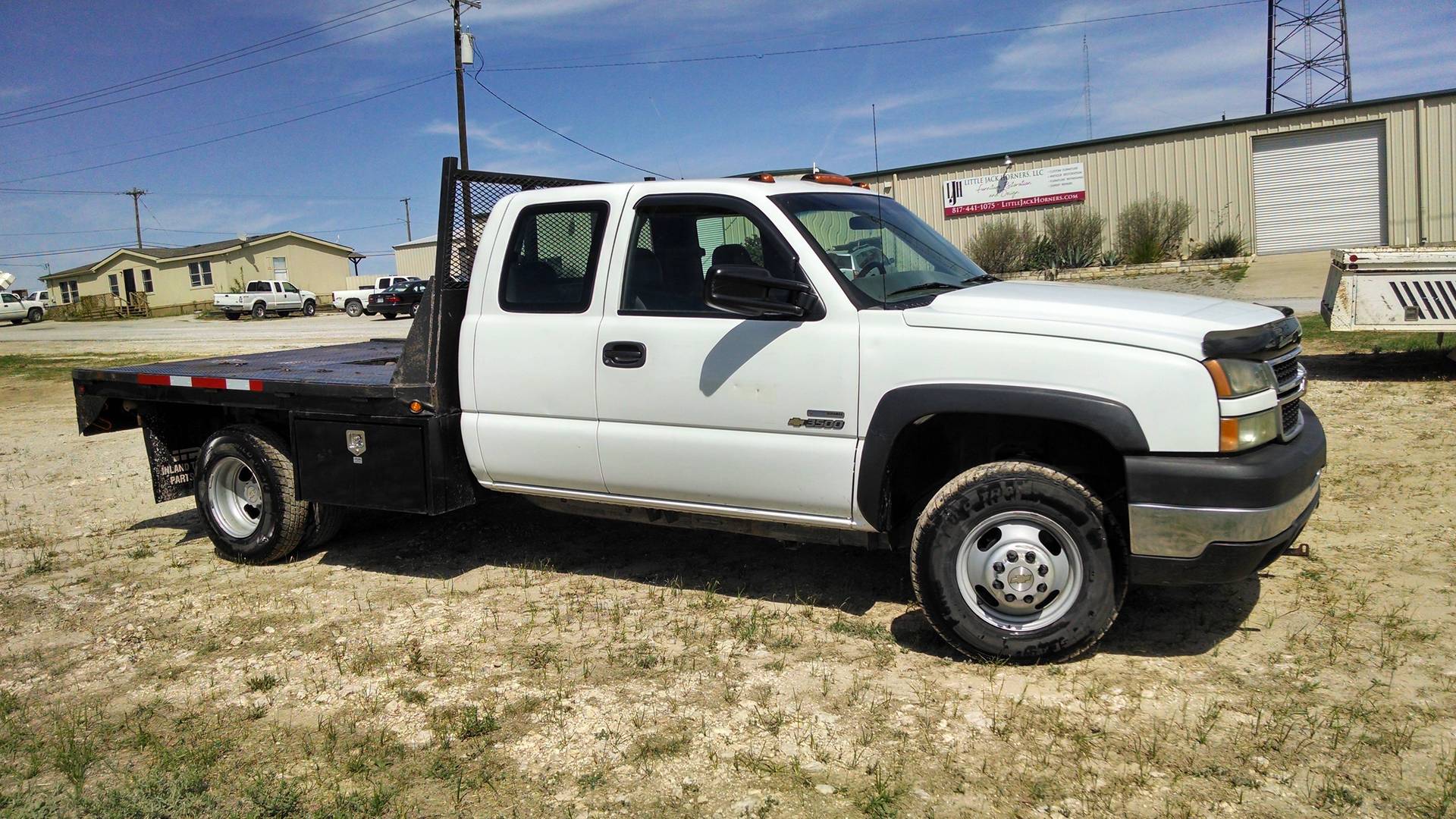 2007 Chevy 1 Ton ext Cab dsl Flat Bed